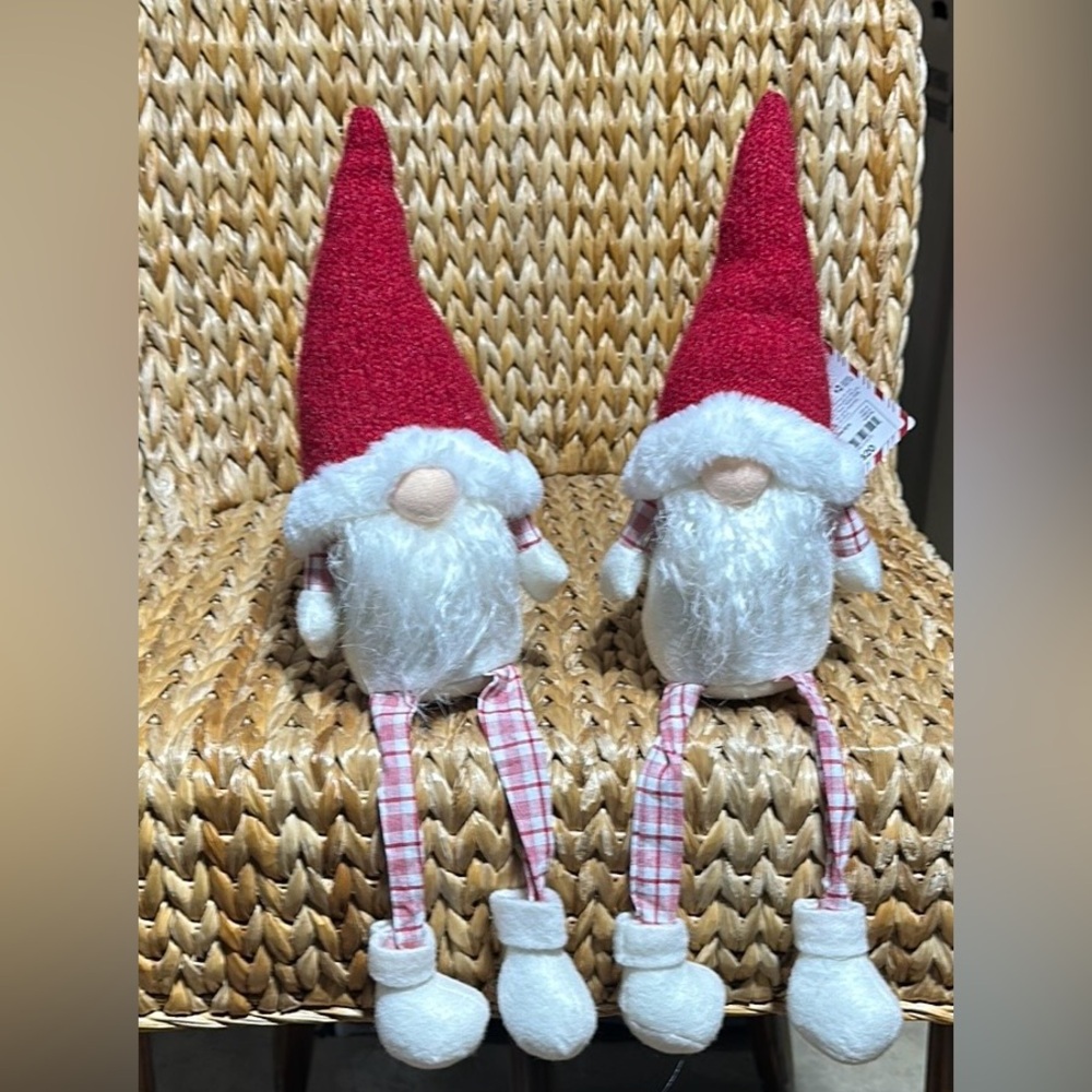Small Gnome Christmas